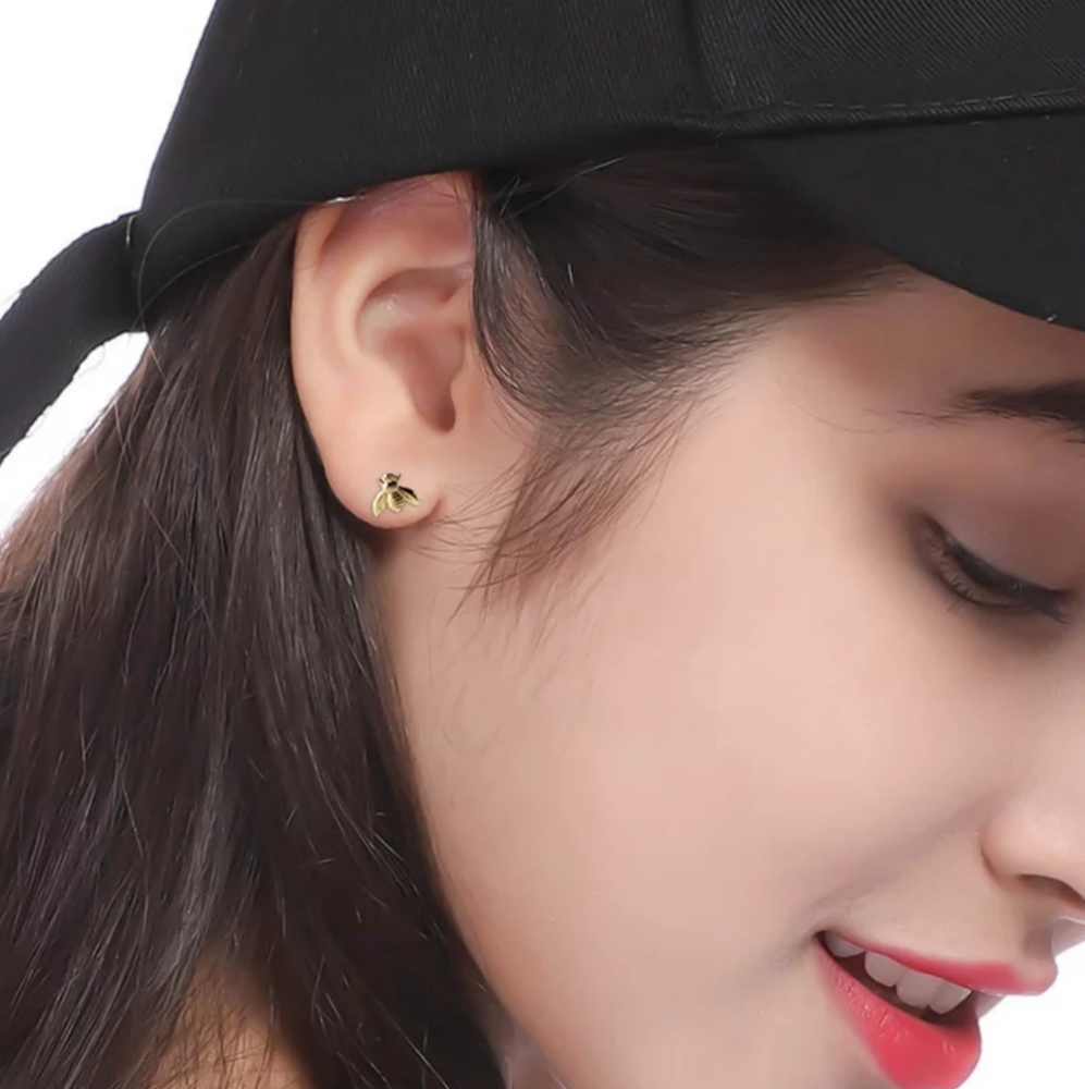 NEW Tiny Golden Bee Stud Earrings - Picture 2 of 4